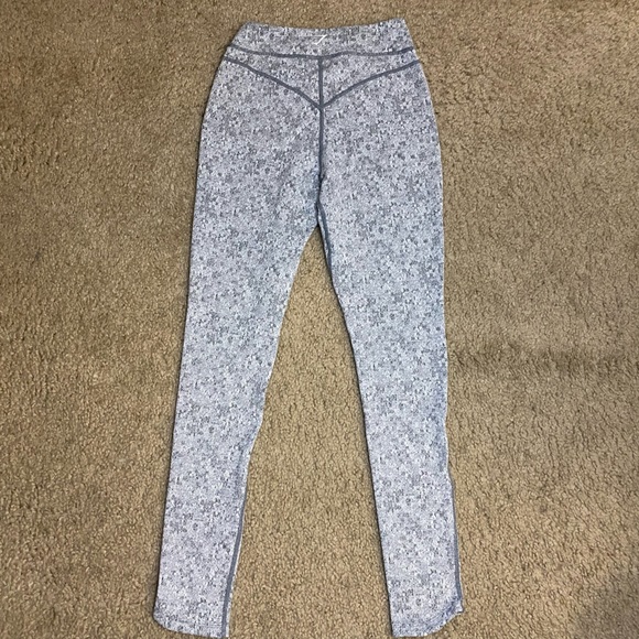 Gymshark Dry Women's XS Leggings Digital Static Gray Knit Gym Yoga - Picture 2 of 3